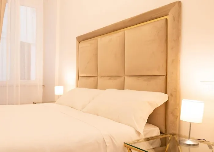 The Rent - Elegant Five-bedrooms Near Colosseo Apartamento Roma